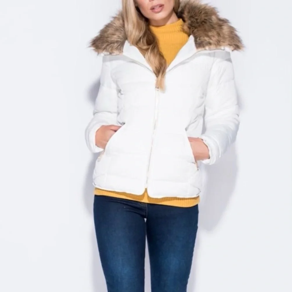 White Puffer Jacket with Faux Fur hood - Picture 2 of 8